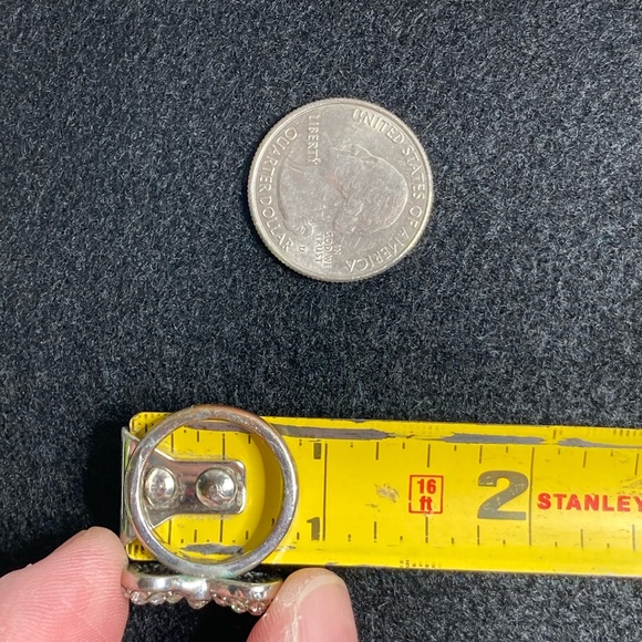 Bow Ring - Picture 2 of 2